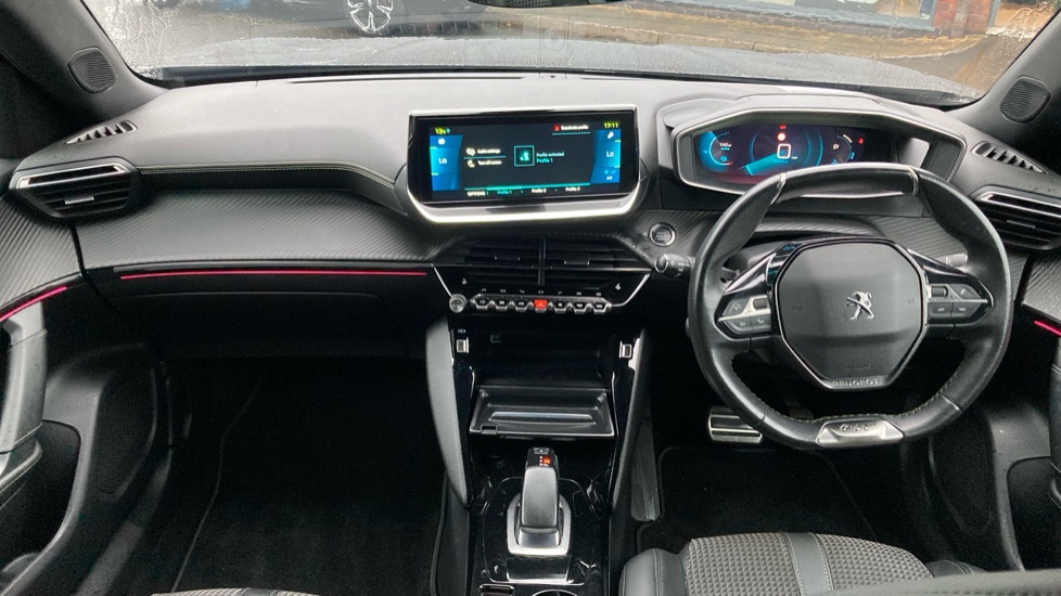 Peugeot 2008 100kW GT 50kWh 5dr Auto Electric Estate - Image 10