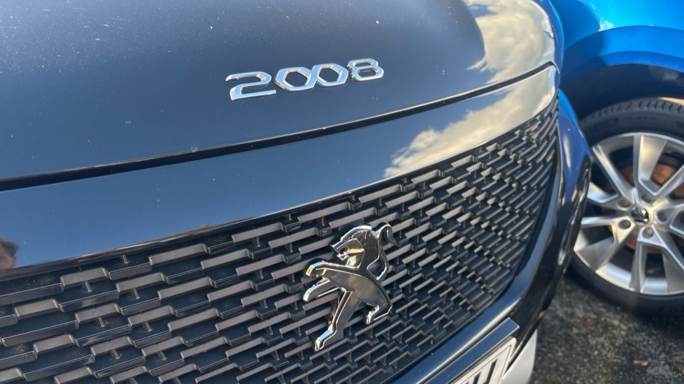 Peugeot 2008 100kW GT 50kWh 5dr Auto Electric Estate - Image 21