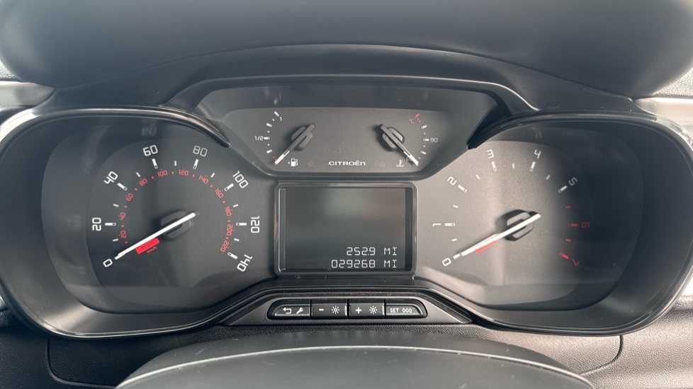 Citroen C3 1.2 PureTech C-Series Edition 5dr Petrol Hatchback - Image 18