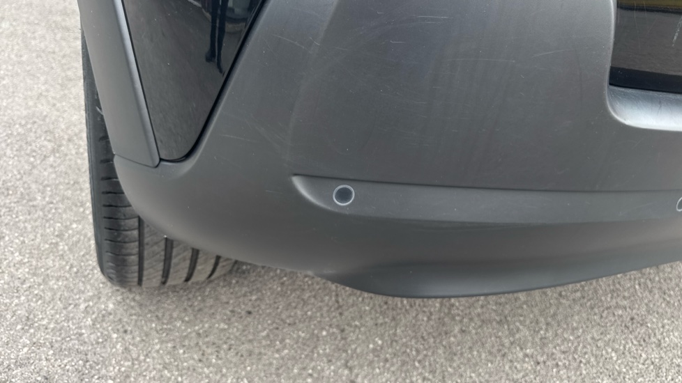 Citroen C3 1.2 PureTech C-Series Edition 5dr Petrol Hatchback - Image 30