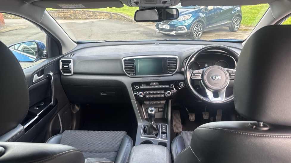 Kia Sportage 1.6 GDi ISG Edition 25 5dr Petrol Estate - Image 10