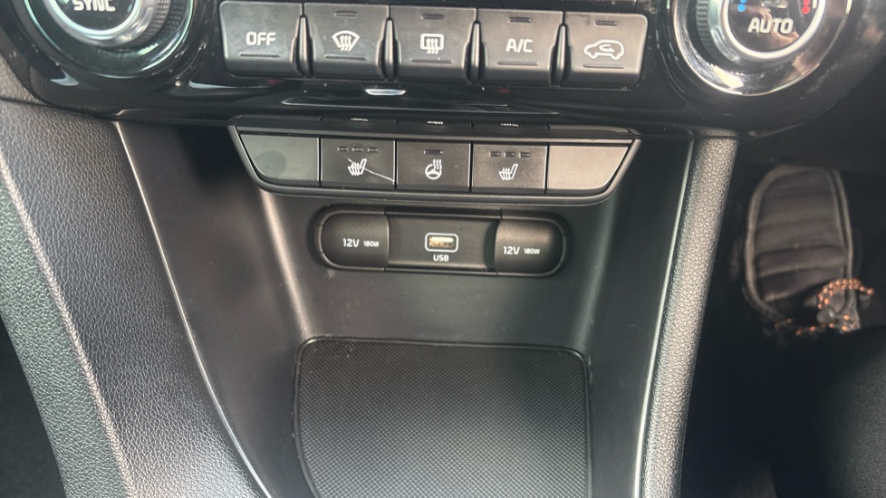 Kia Sportage 1.6 GDi ISG Edition 25 5dr Petrol Estate - Image 25