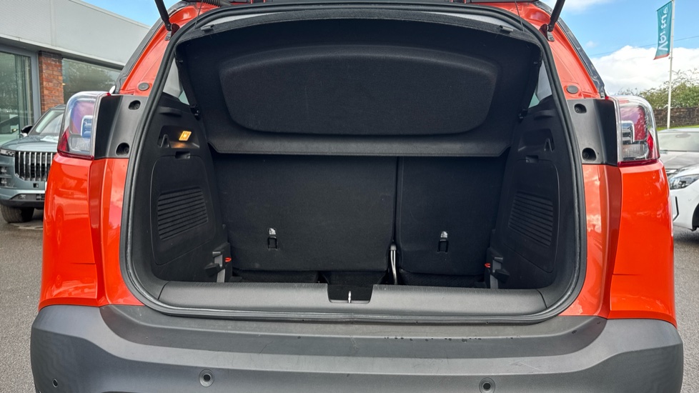 Vauxhall Crossland X 1.2T [130] Elite Nav 5dr [Start Stop] Petrol Hatchback - Image 4