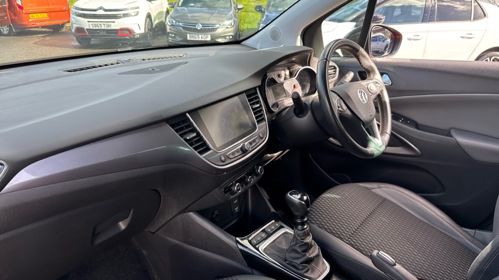 Vauxhall Crossland X 1.2T [130] Elite Nav 5dr [Start Stop] Petrol Hatchback - Image 9
