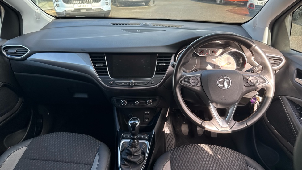 Vauxhall Crossland X 1.2T [130] Elite Nav 5dr [Start Stop] Petrol Hatchback - Image 10