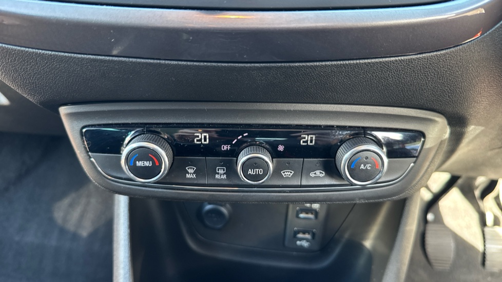 Vauxhall Crossland X 1.2T [130] Elite Nav 5dr [Start Stop] Petrol Hatchback - Image 21