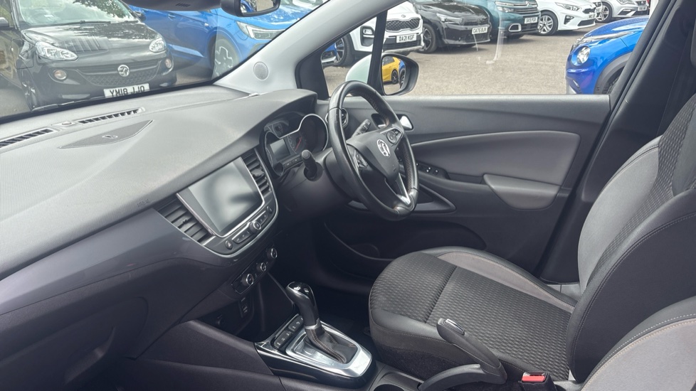Vauxhall Crossland X 1.2T [130] Elite Nav 5dr [Start Stop] Auto Petrol Hatchback - Image 9