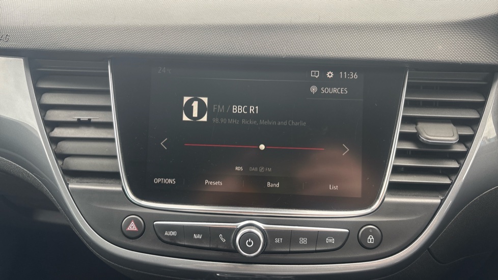 Vauxhall Crossland X 1.2T [130] Elite Nav 5dr [Start Stop] Auto Petrol Hatchback - Image 12