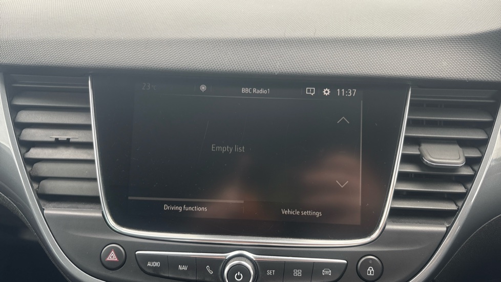 Vauxhall Crossland X 1.2T [130] Elite Nav 5dr [Start Stop] Auto Petrol Hatchback - Image 29
