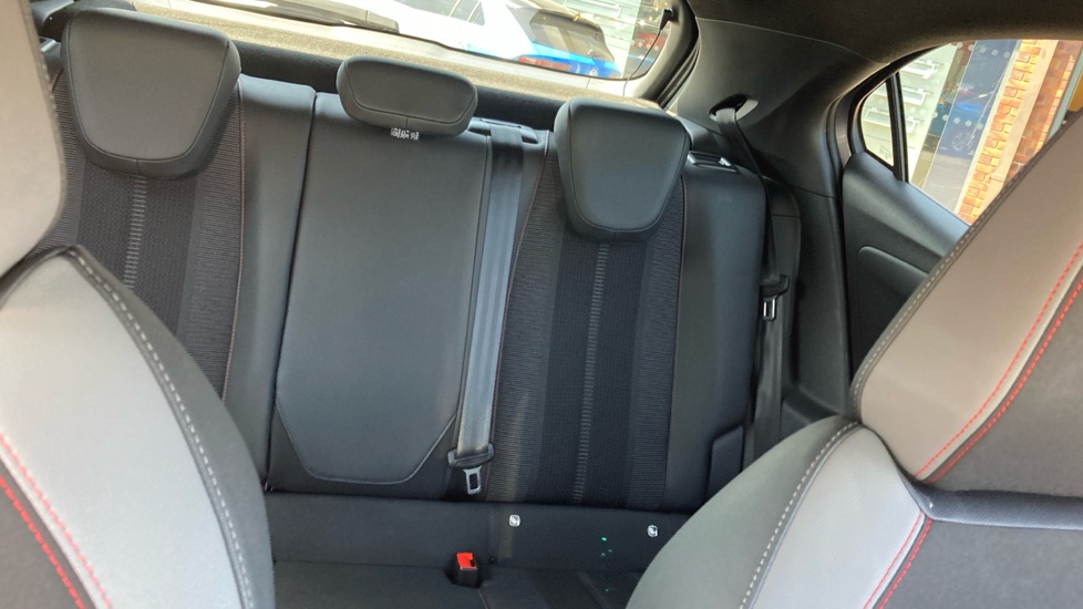 Vauxhall Mokka 1.2 Turbo 100 SRi 5dr Petrol Hatchback - Image 15