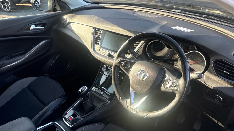 Vauxhall Grandland X 1.5 Turbo D Sport Nav 5dr Diesel Hatchback - Image 11