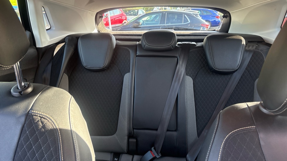 Vauxhall Grandland X 1.5 Turbo D Sport Nav 5dr Diesel Hatchback - Image 15