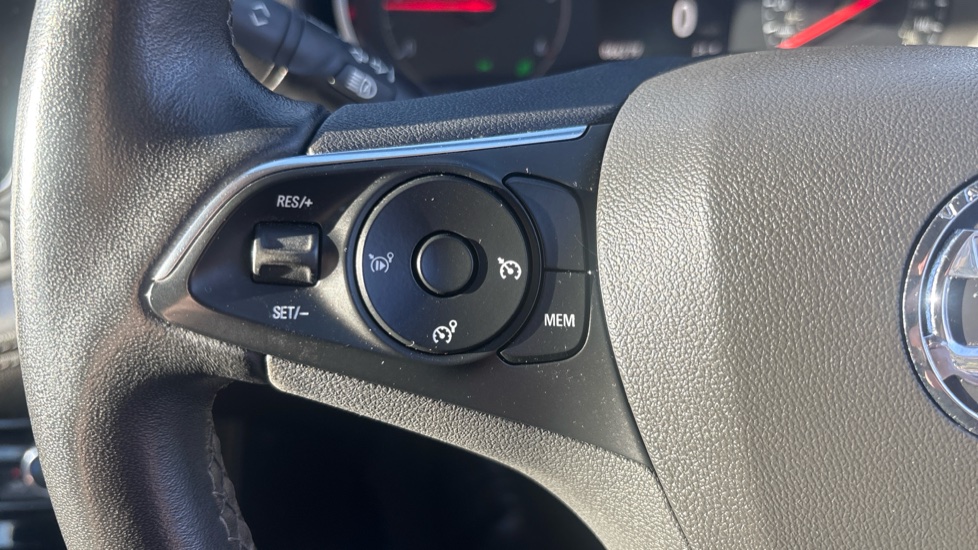 Vauxhall Grandland X 1.5 Turbo D Sport Nav 5dr Diesel Hatchback - Image 29