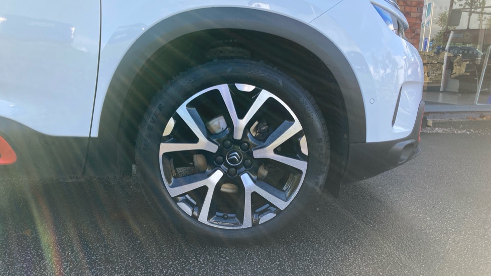 Citroen C5 Aircross 1.2 PureTech 130 Flair Plus 5dr Petrol Hatchback - Image 31