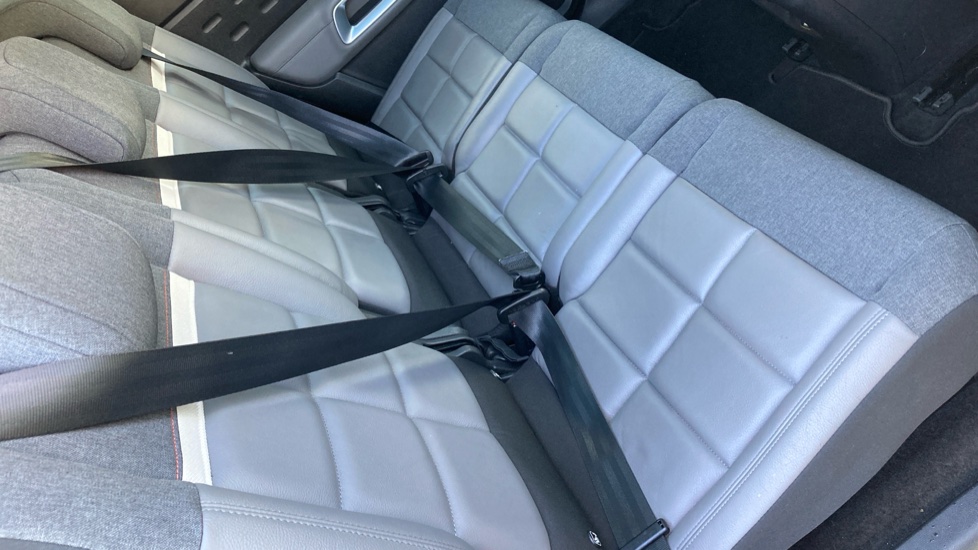 Citroen C5 Aircross 1.2 PureTech 130 Flair Plus 5dr Petrol Hatchback - Image 38