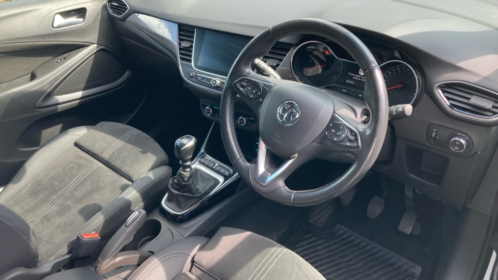 Vauxhall Crossland 1.2 Turbo [130] Ultimate Nav 5dr Petrol Hatchback - Image 11