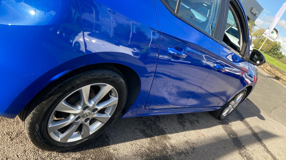 Vauxhall Corsa 1.2 Design 5dr Petrol Hatchback - Image 38