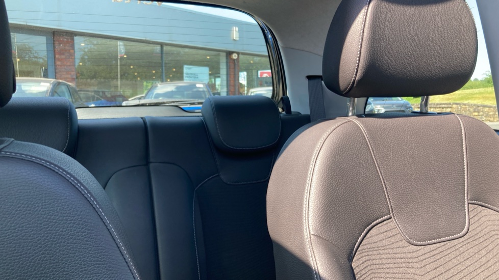 Vauxhall Adam 1.2i Rocks Air 3dr Petrol Hatchback - Image 15