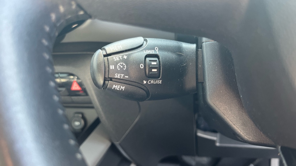 Citroen C5 Aircross 1.5 BlueHDi 130 Flair 5dr Diesel Hatchback - Image 26