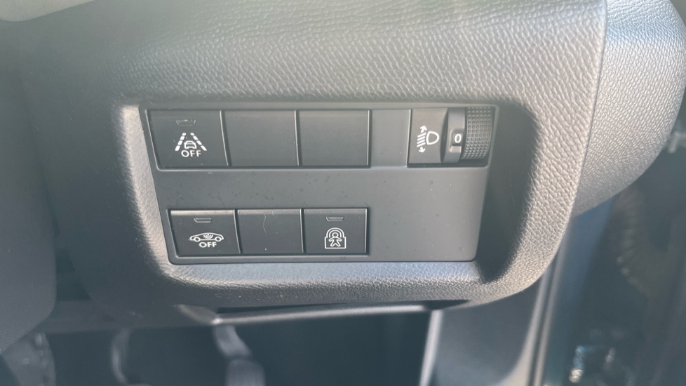 Citroen C5 Aircross 1.5 BlueHDi 130 Flair 5dr Diesel Hatchback - Image 27