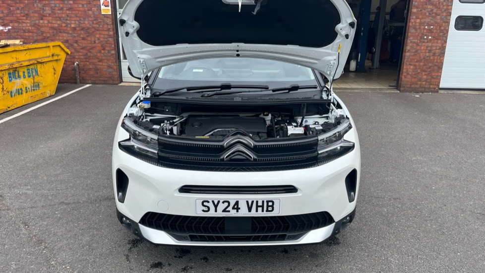 Citroen C5 Aircross 1.2 Hybrid 136 E-series 5dr e-DCS6 Petrol Hatchback - Image 8