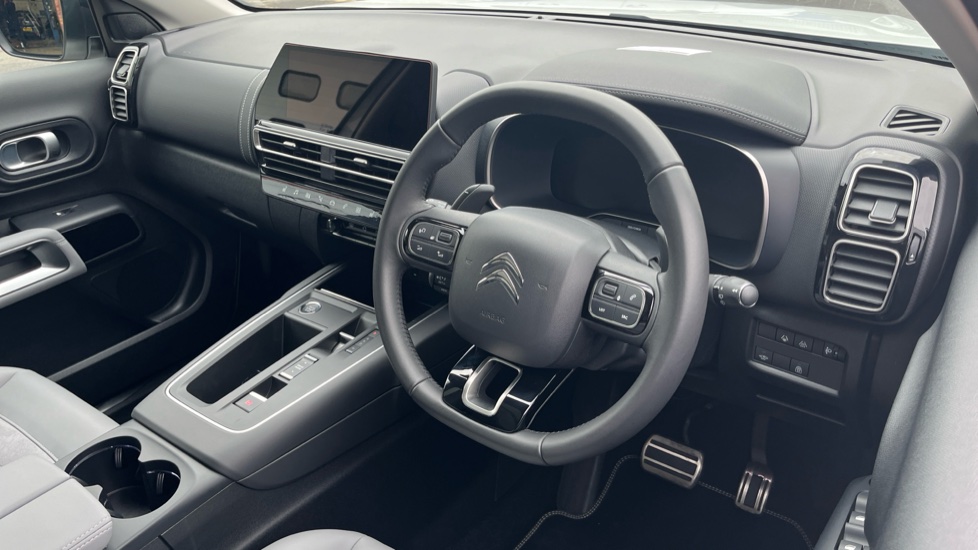 Citroen C5 Aircross 1.2 Hybrid 136 E-series 5dr e-DCS6 Petrol Hatchback - Image 11