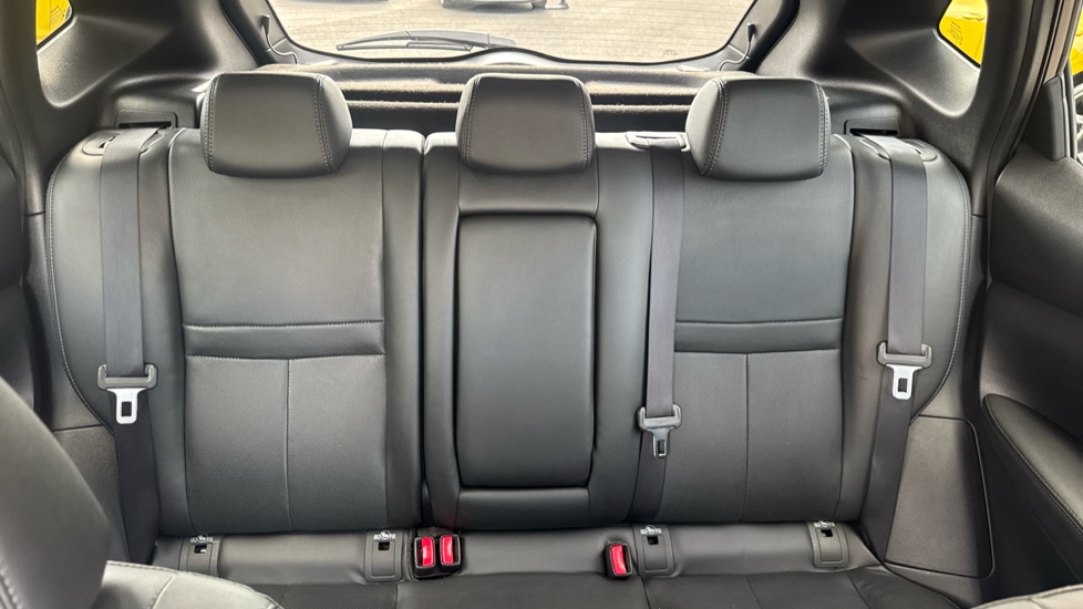Nissan Qashqai 1.5 dCi Tekna 5dr Diesel Hatchback - Image 15