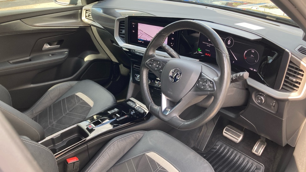 Vauxhall Mokka 100kW Ultimate 50kWh 5dr Auto Electric Hatchback - Image 11