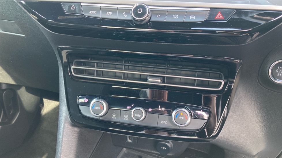 Vauxhall Mokka 100kW Ultimate 50kWh 5dr Auto Electric Hatchback - Image 22