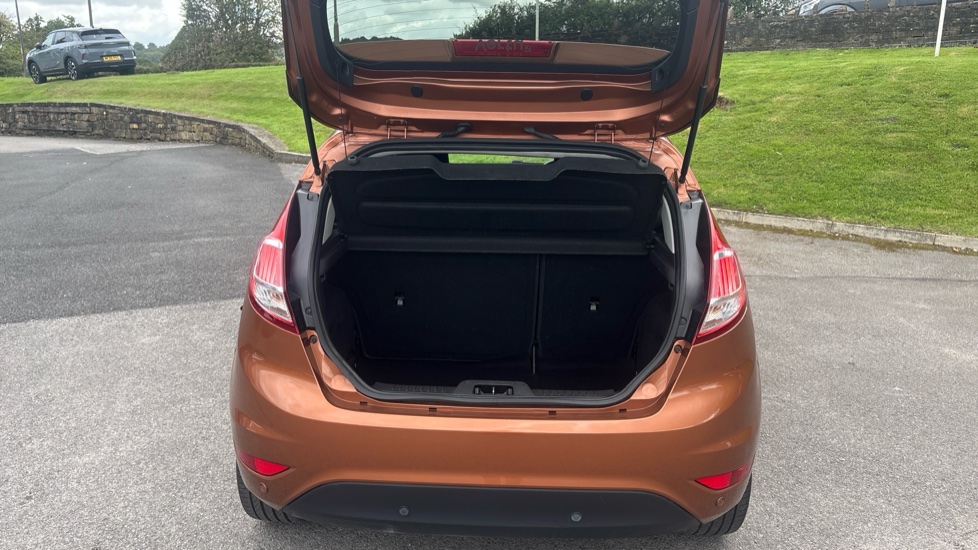Ford Fiesta 1.0 EcoBoost 125 Titanium 5dr Petrol Hatchback - Image 4