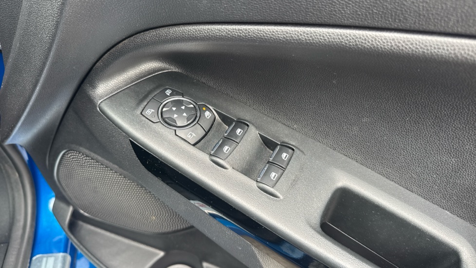 Ford EcoSport 1.0 EcoBoost 125 ST-Line 5dr Petrol Hatchback - Image 23