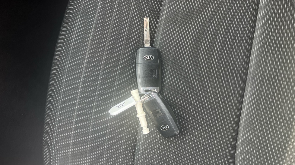 Kia Stonic 1.0T GDi Mixx 5dr Petrol Estate - Image 20