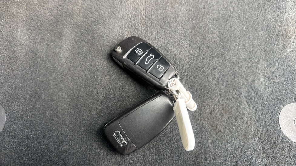 Audi Q2 35 TFSI S Line 5dr Petrol Estate - Image 19
