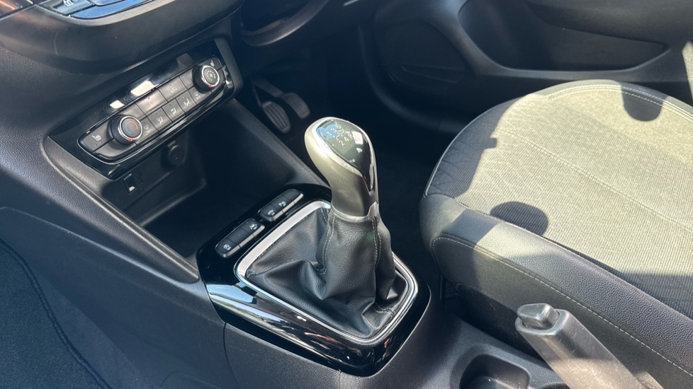 Vauxhall Corsa 1.2 Griffin Edition 5dr Petrol Hatchback - Image 13