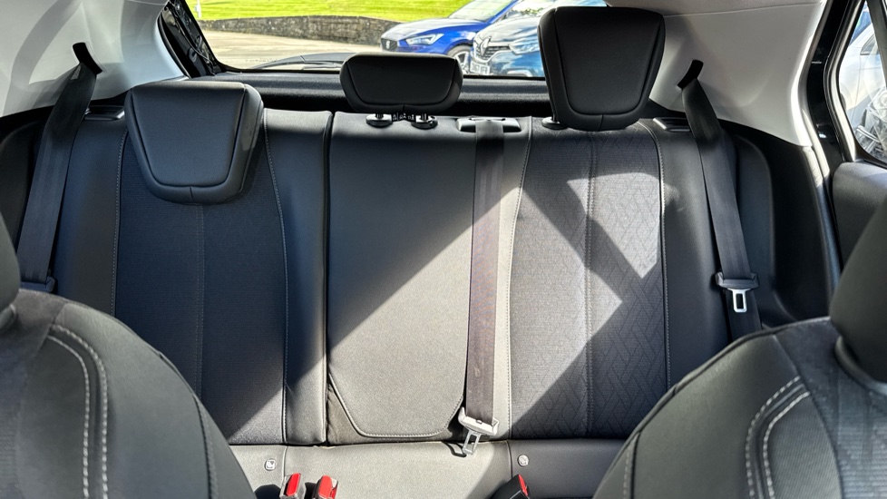 Vauxhall Corsa 1.2 Griffin Edition 5dr Petrol Hatchback - Image 15