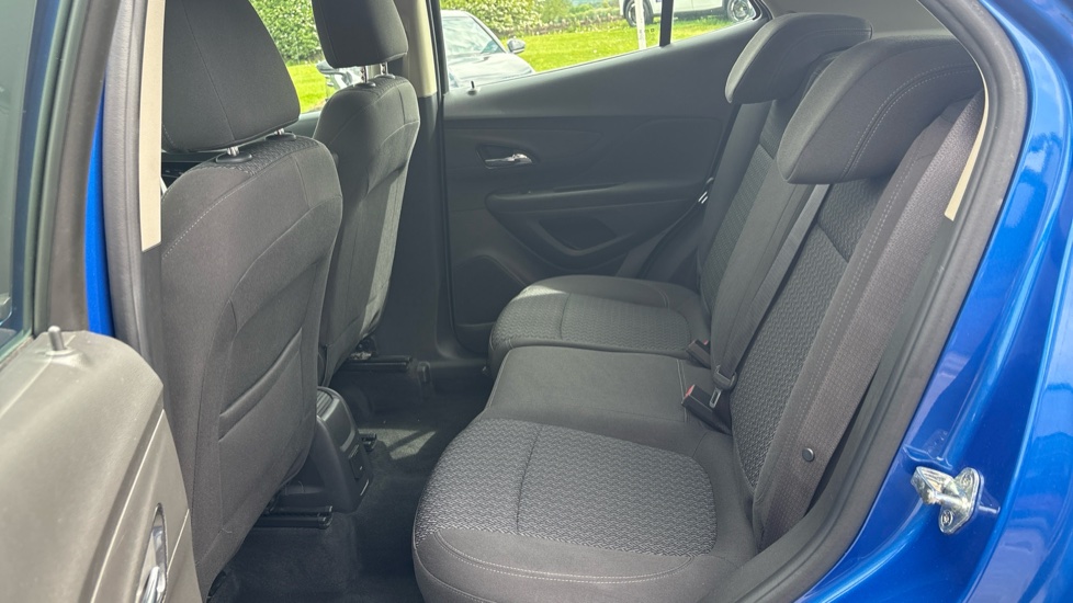 Vauxhall Mokka X 1.4T ecoTEC Active 5dr Petrol Hatchback - Image 16