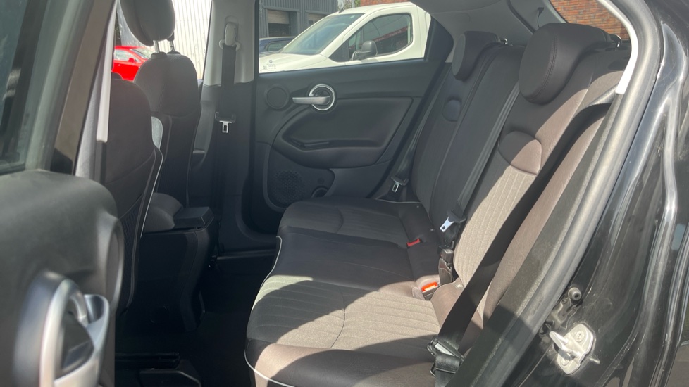 Fiat 500X 1.4 Multiair Lounge 5dr Petrol Hatchback - Image 16