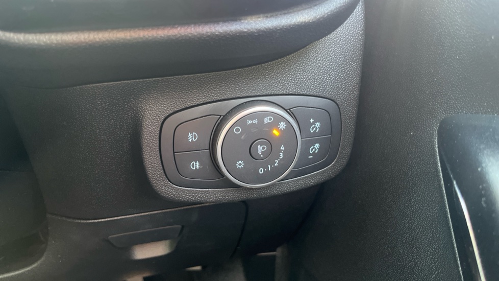 Ford Fiesta 1.0 EcoBoost 140 ST-Line 3dr Petrol Hatchback - Image 25