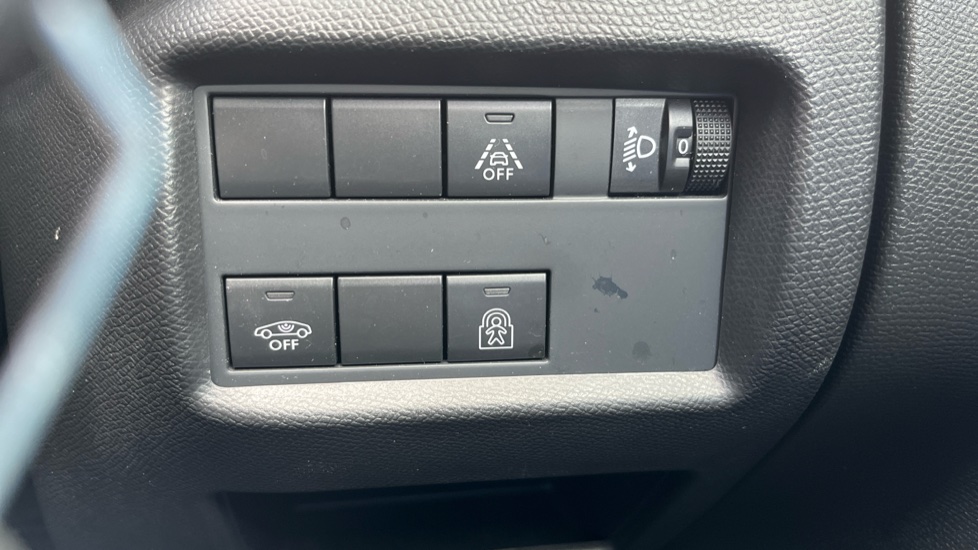 Citroen C5 Aircross 1.5 BlueHDi 130 Flair 5dr EAT8 Diesel Hatchback - Image 39
