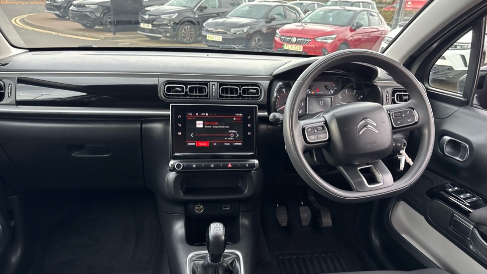 Citroen C3 1.2 PureTech Plus 5dr Petrol Hatchback - Image 10