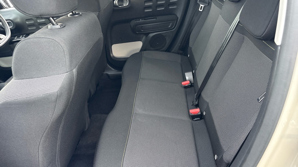 Citroen C3 1.2 PureTech Plus 5dr Petrol Hatchback - Image 16