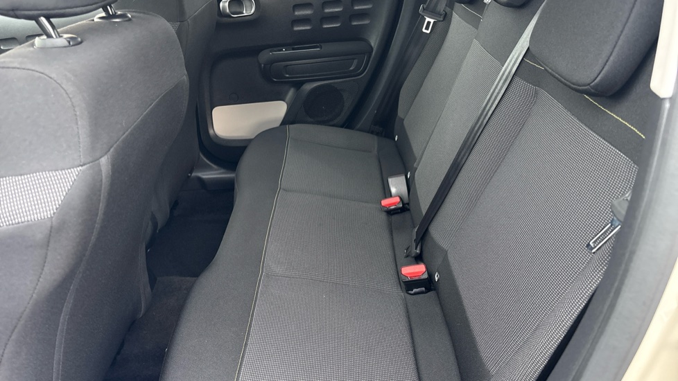 Citroen C3 1.2 PureTech Plus 5dr Petrol Hatchback - Image 29