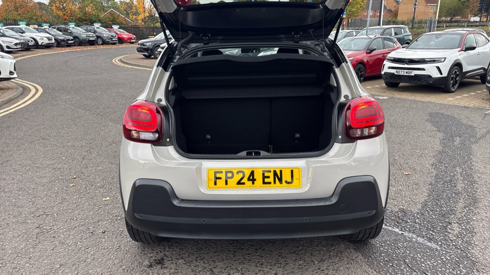 Citroen C3 1.2 PureTech Plus 5dr Petrol Hatchback - Image 43