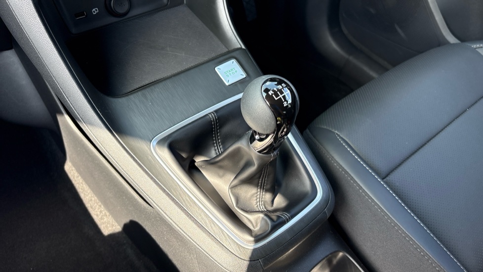MG ZS 1.5 SE 5dr Petrol Hatchback - Image 27