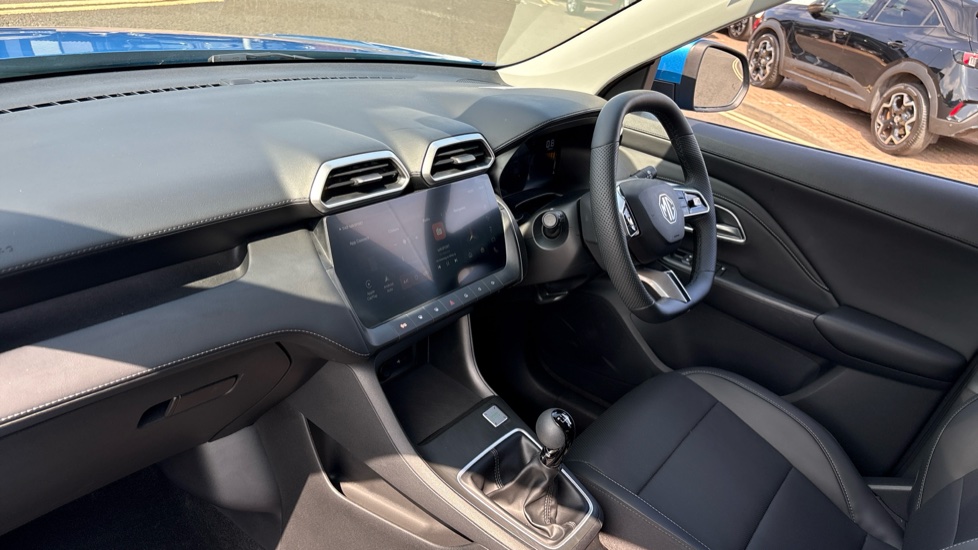 MG ZS 1.5 SE 5dr Petrol Hatchback - Image 28