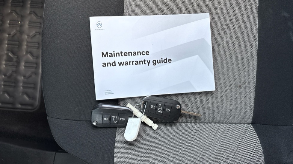Citroen Berlingo 100kW Flair XTR M 50kWh 5dr Auto Electric Estate - Image 21