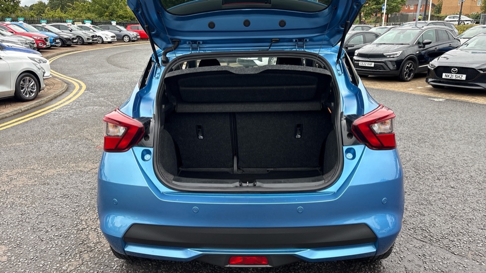 Nissan Micra 0.9 IG-T Tekna 5dr Petrol Hatchback - Image 4