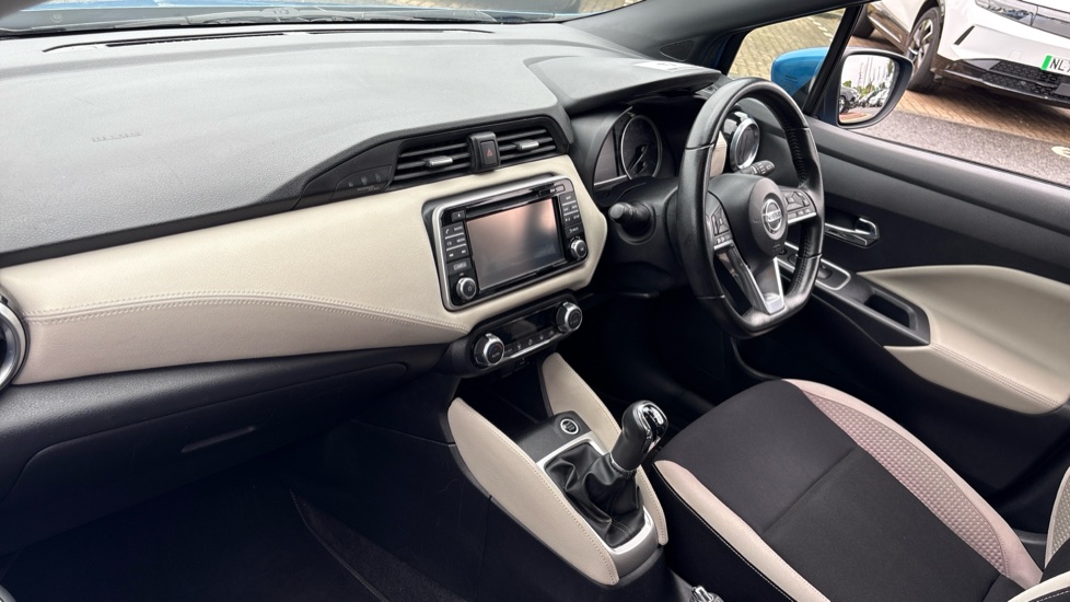 Nissan Micra 0.9 IG-T Tekna 5dr Petrol Hatchback - Image 9
