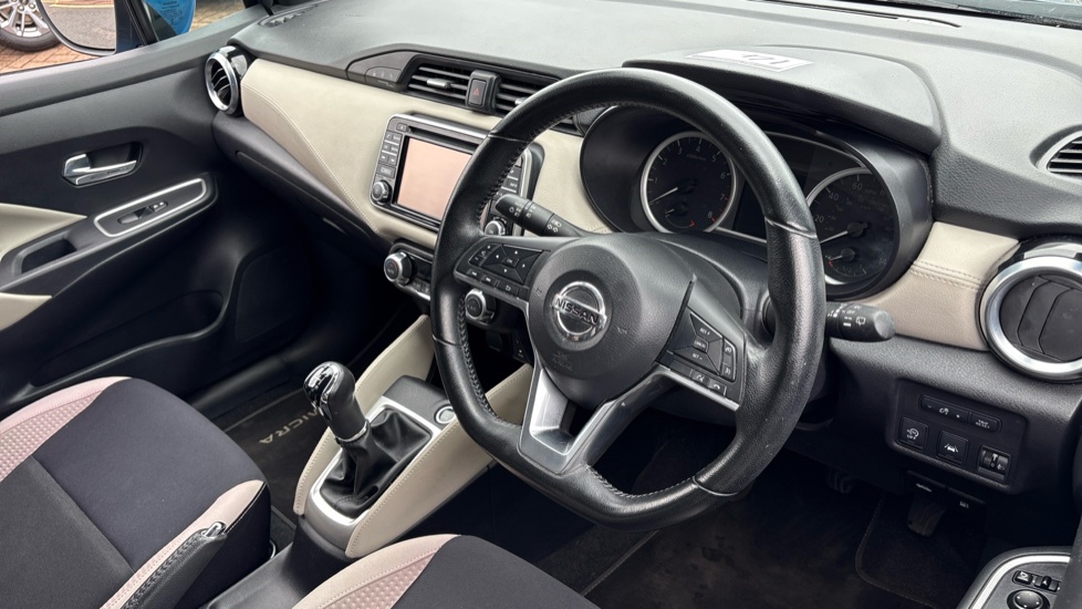 Nissan Micra 0.9 IG-T Tekna 5dr Petrol Hatchback - Image 11