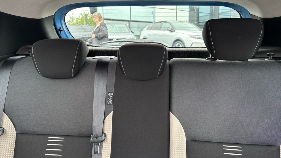 Nissan Micra 0.9 IG-T Tekna 5dr Petrol Hatchback - Image 15